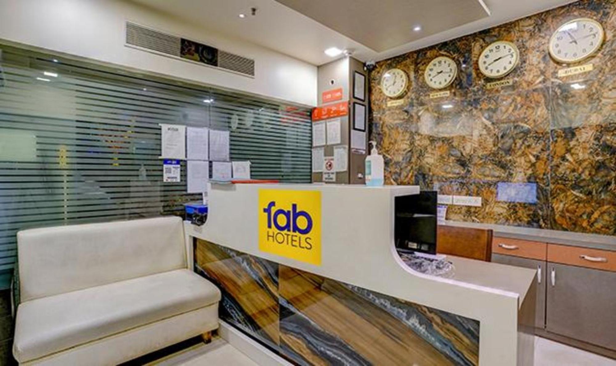 فندق Fabexpress Veera Residency مومباي المظهر الخارجي الصورة